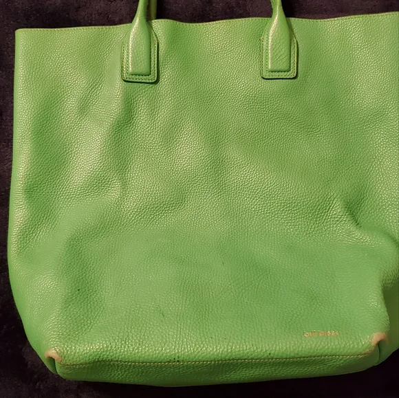 Bag - Picture 1 of 2